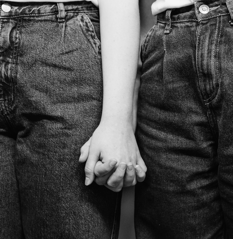 Ystävänpäivän lahjaopas: 4 Fragrances , jotka näyttävät, miltä sinusta todella tuntuu.